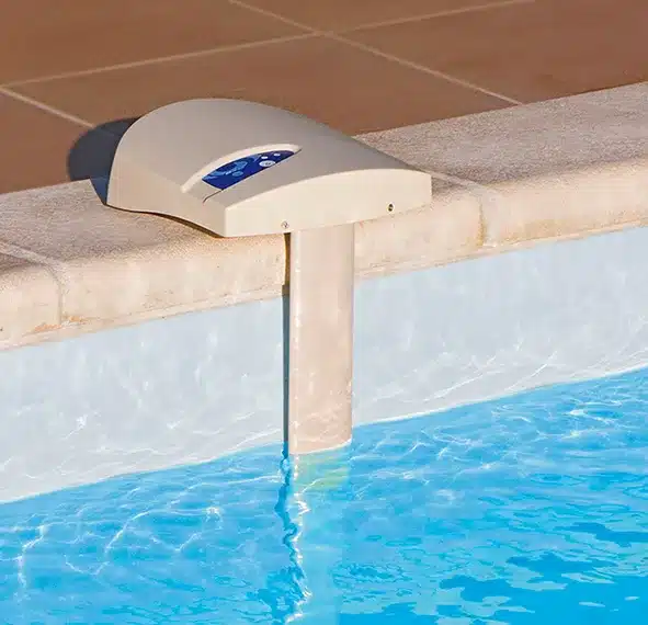 Alarm zur Sicherung eines privaten Swimmingpools.