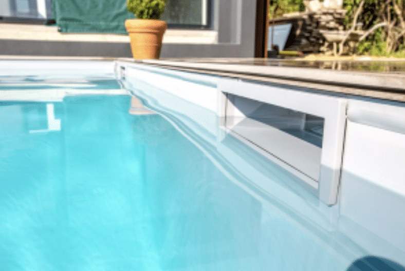 filtration agit sur la qualité de l'eau piscine/ spa 