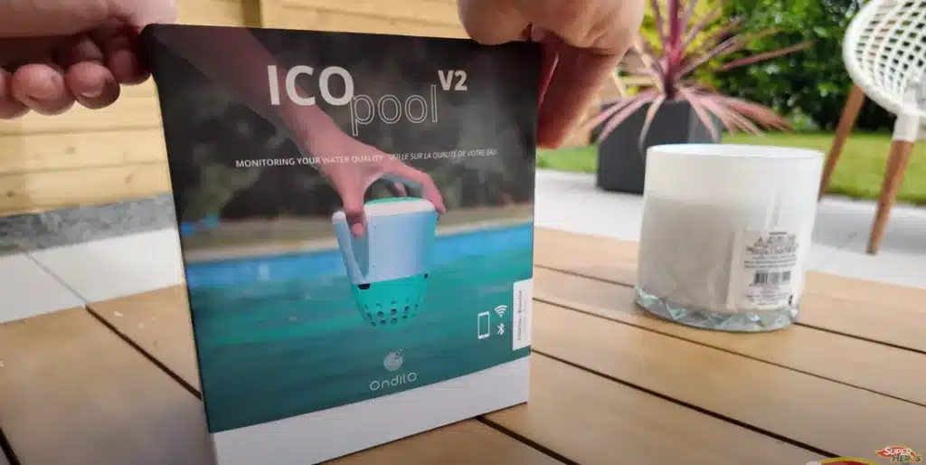 Photo d'un extrait de la vidéo test du produit ICO POOL par Super Héros et Compagnie (Déballage)